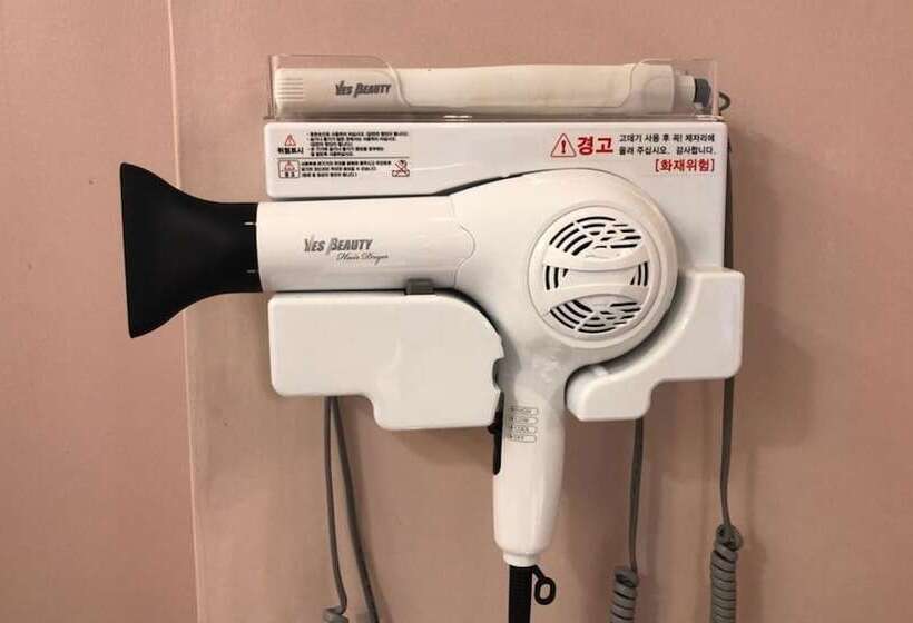 מוטל Uiwang Luxury