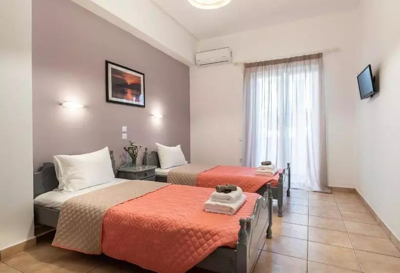 Hotelli Costas Apartments
