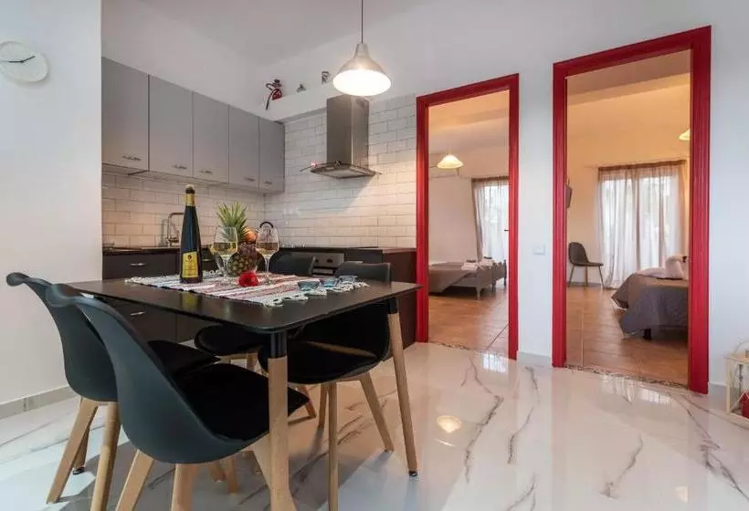 Hotelli Costas Apartments