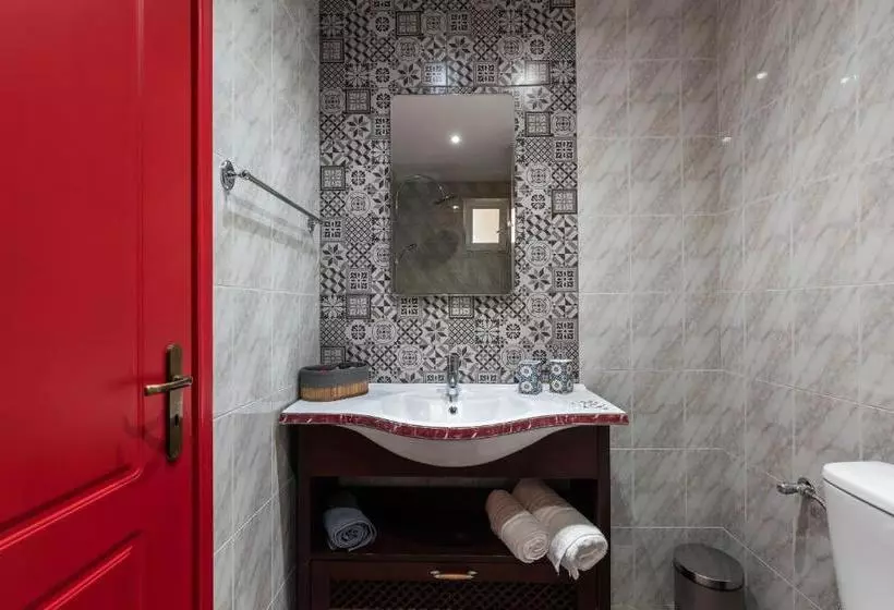 Hotelli Costas Apartments