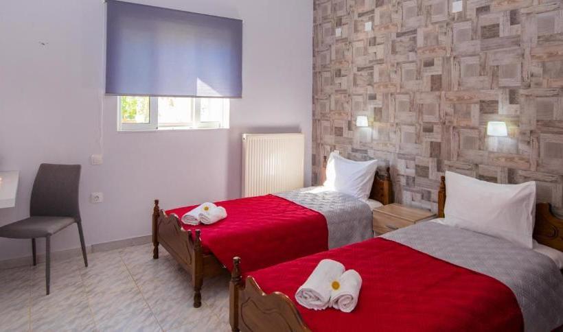 هتل Costas Apartments