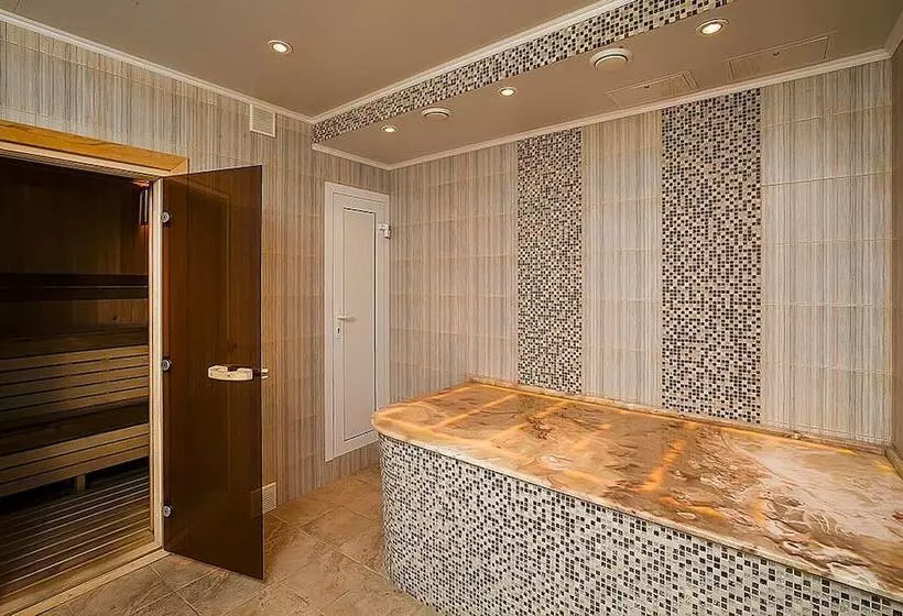 ホテル Guest House Sibirskiy