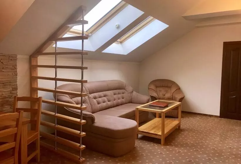 ホテル Guest House Sibirskiy