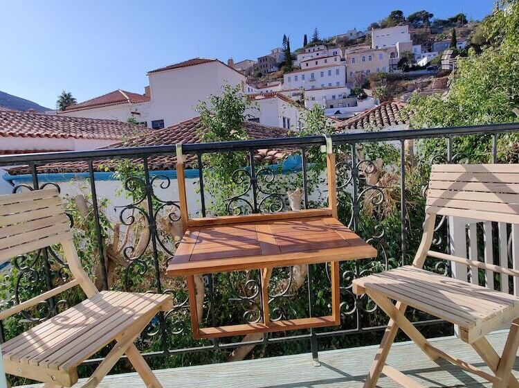 בית מלון כפרי Kirki Hydra