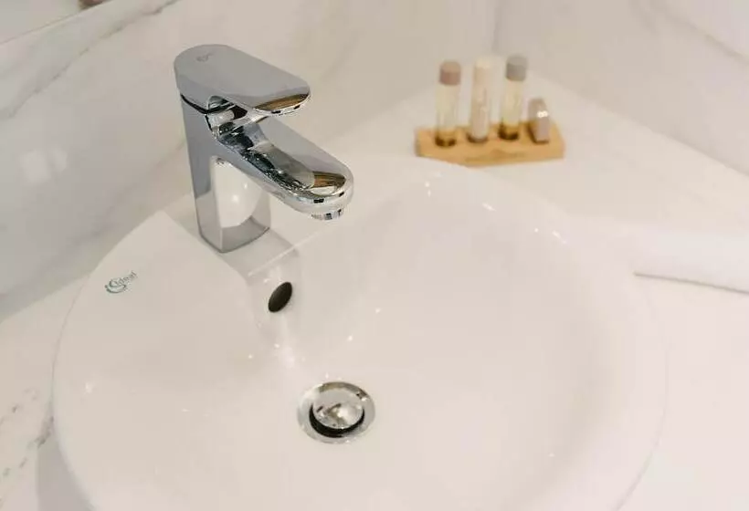 ホテル Levidi Suites