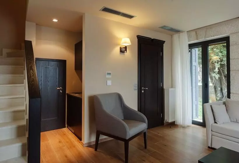 ホテル Levidi Suites