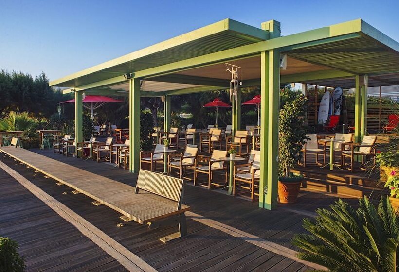 Отель Nereids Apartments