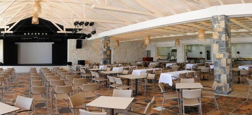 فندق Ostria Resort & Spa