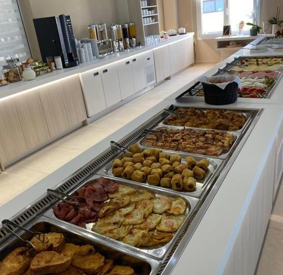 호텔 Siviris Golden Beach