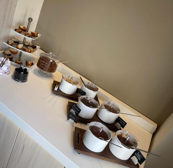 호텔 Siviris Golden Beach