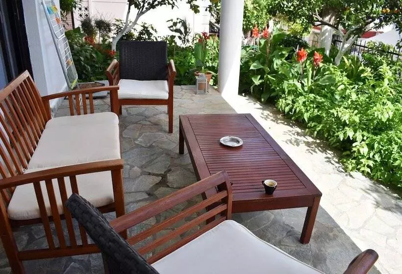 Hotel Studios Spiros Parga
