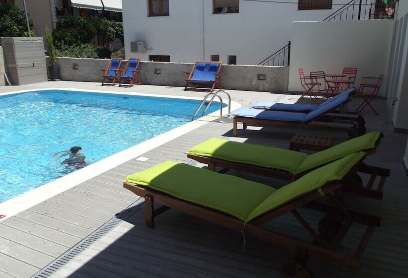 Отель Studios Spiros Parga