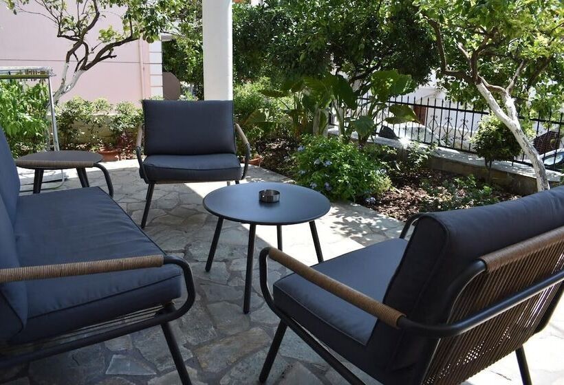 Отель Studios Spiros Parga