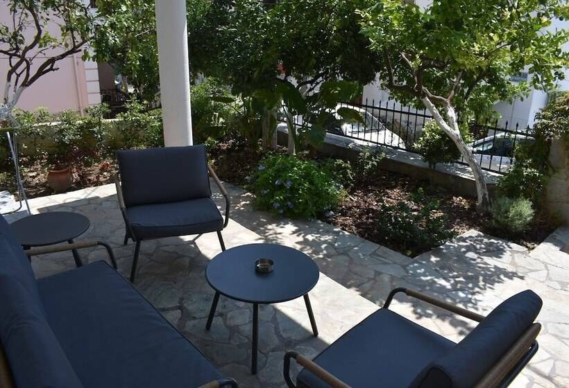 Отель Studios Spiros Parga