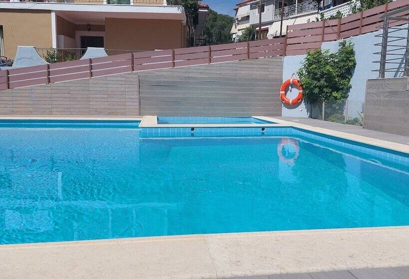 Отель Studios Spiros Parga