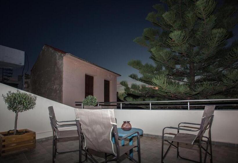 Maya's Boutique Residence