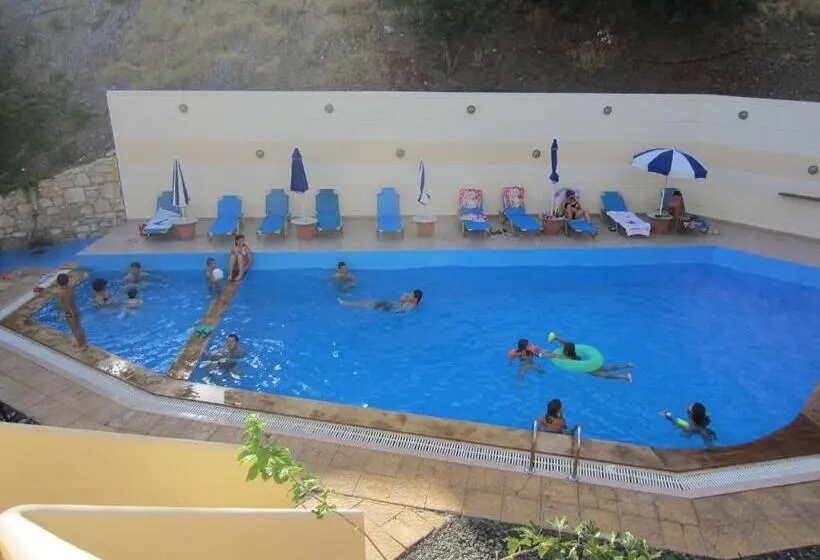 Sfinias Apartments