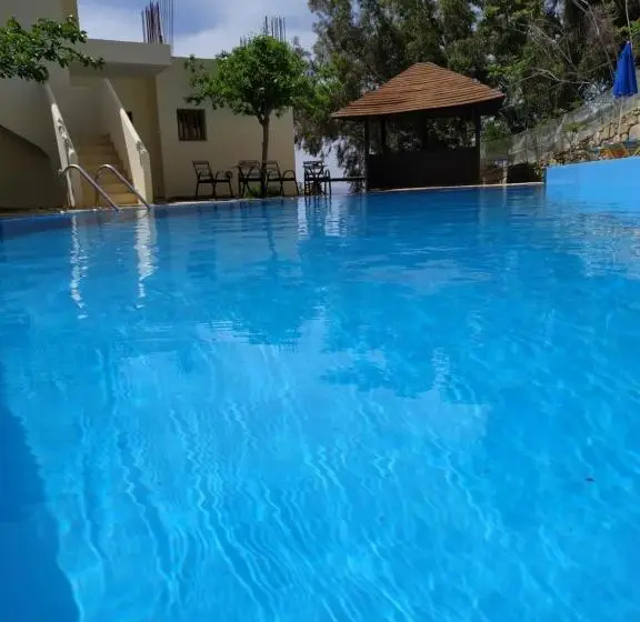 Sfinias Apartments