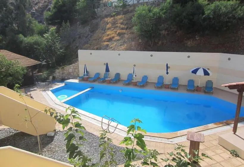 Sfinias Apartments