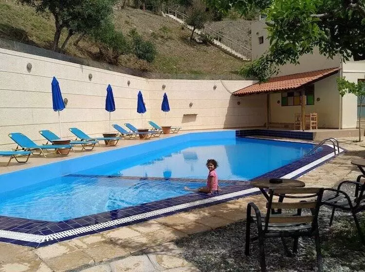 Sfinias Apartments