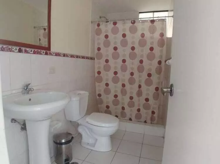 هتل Casa Mores Inn