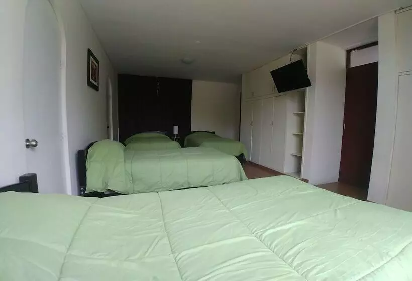 هتل Casa Mores Inn