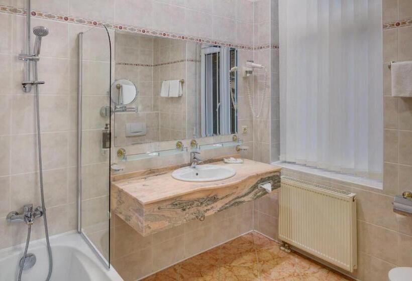 فندق Ensana Hvězda  Imperiál  Neapol