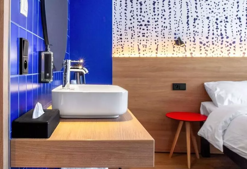 ホテル Ibis Styles Relax Roznov Pod Radhostem