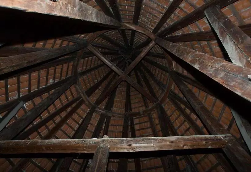 Hotelli Krumlov Tower