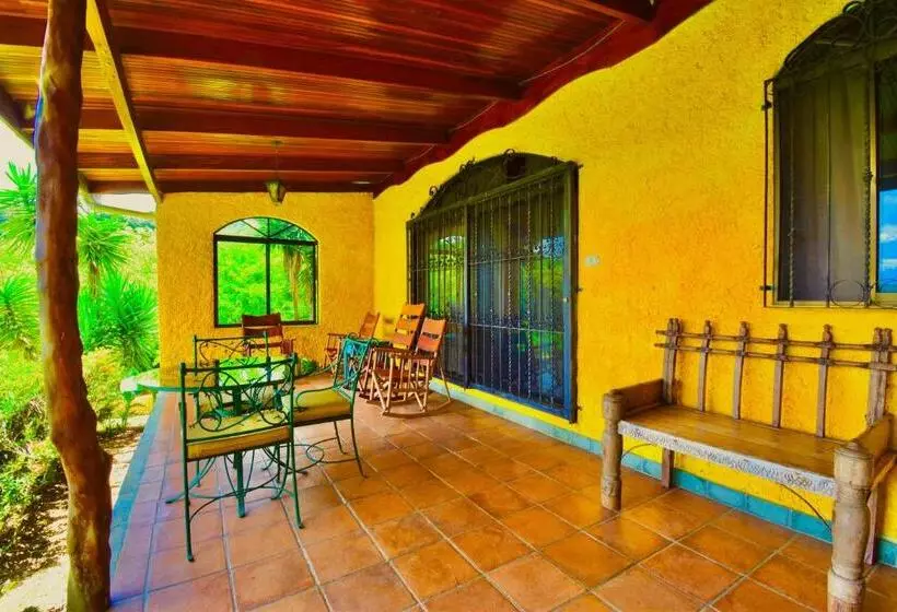 ホテル La Mansion Inn Arenal
