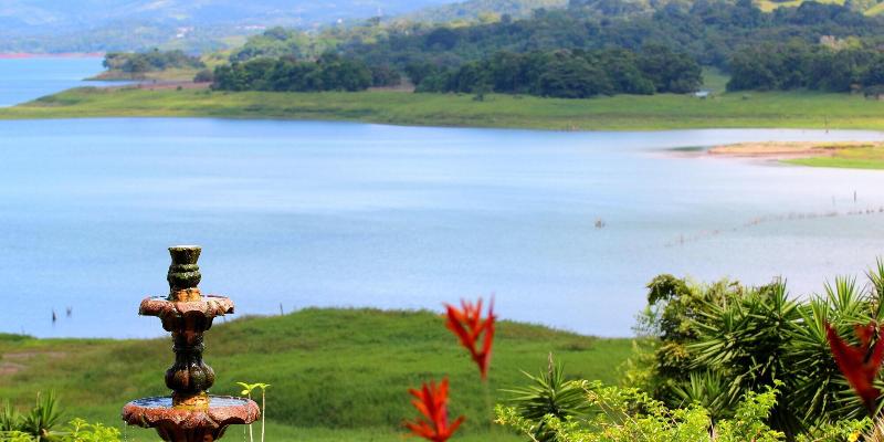 Отель La Mansion Inn Arenal