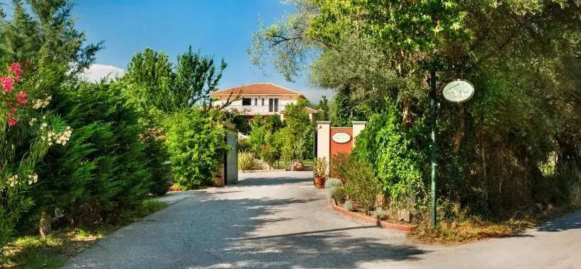 هتل Lefkas Blue Residence
