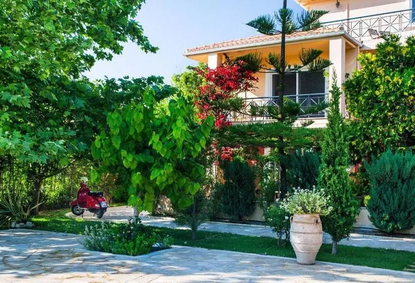 هتل Lefkas Blue Residence