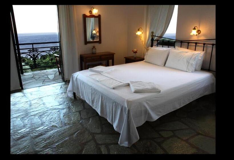 Hotel Mando Beachfront