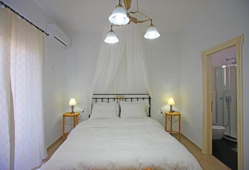 Hotel Mando Beachfront