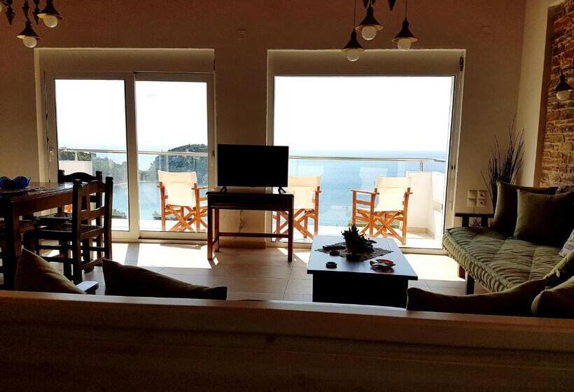 Hotel Mando Beachfront