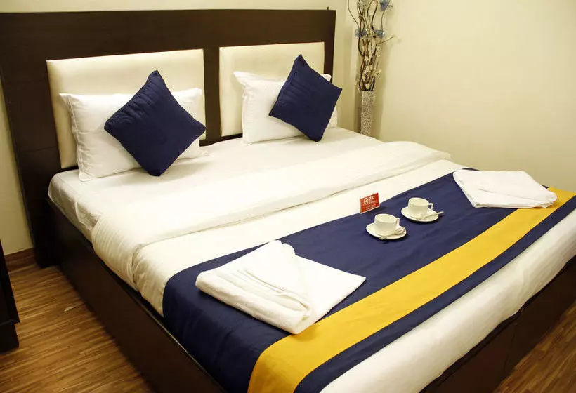 ホテル Oyo Rooms Safdarjung Extension
