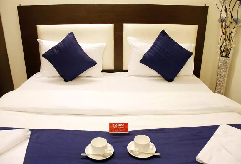 ホテル Oyo Rooms Safdarjung Extension