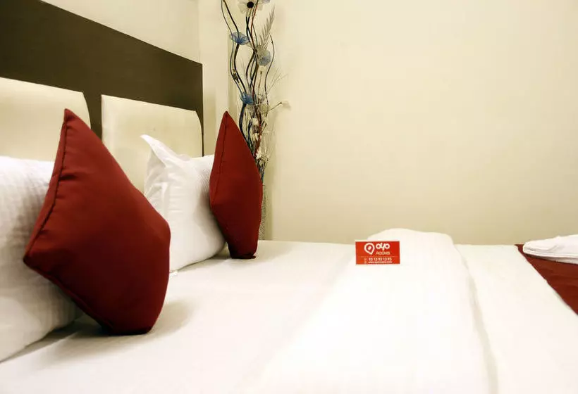 ホテル Oyo Rooms Safdarjung Extension