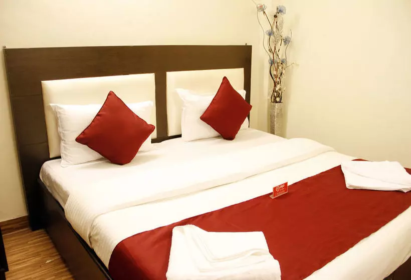 ホテル Oyo Rooms Safdarjung Extension