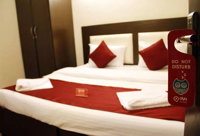 ホテル Oyo Rooms Safdarjung Extension