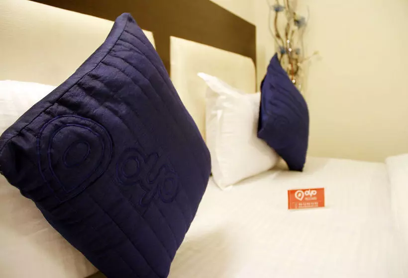 ホテル Oyo Rooms Safdarjung Extension
