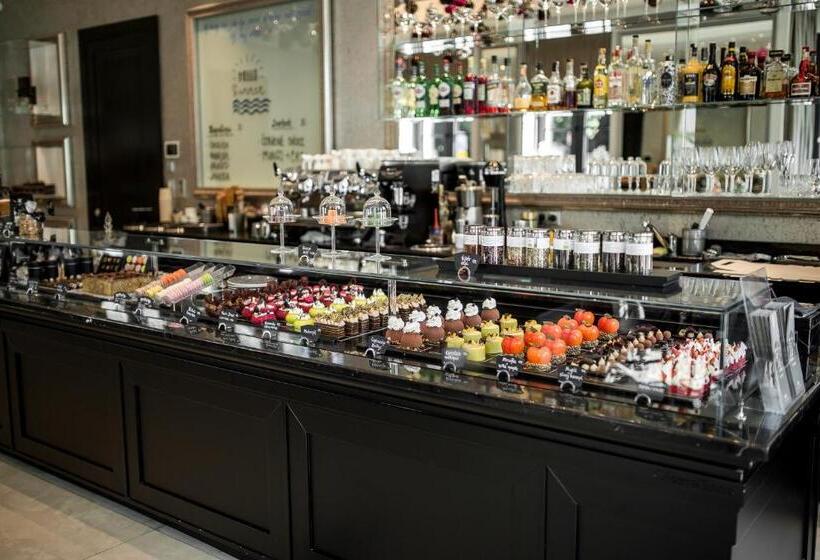 酒店 Paloma Průhonice