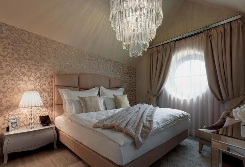 酒店 Paloma Průhonice