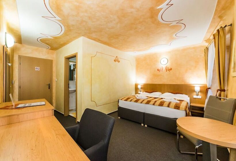 Hotelli Pension Galko