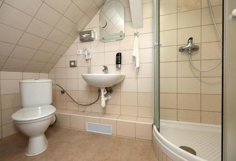 Hotel Pension U Tří Sedláků