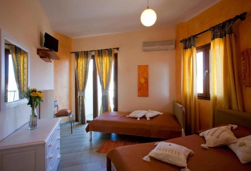 בית מלון כפרי Polydor