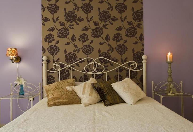 בית מלון כפרי Polydor