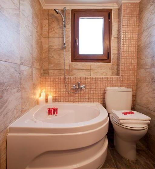 בית מלון כפרי Polydor