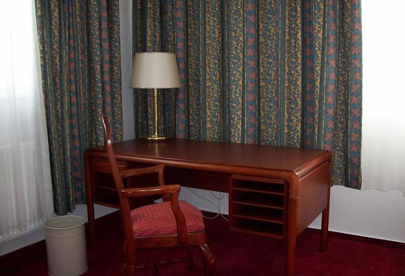 ホテル S Centrum Děčín